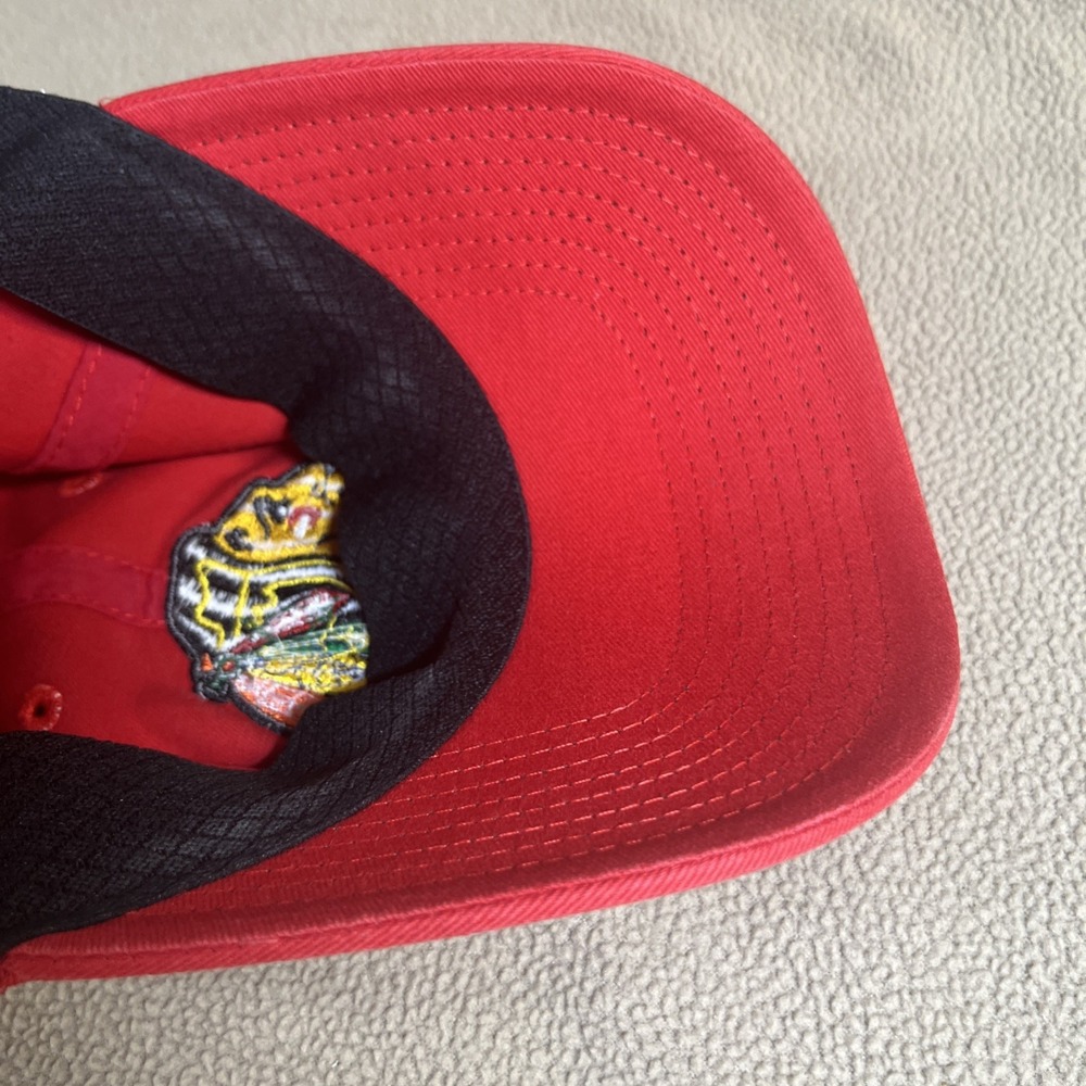 Authentic NHL Headware Collection Adidas. Chicago‎ Blackhawks Hat. Super Flex XL - Picture 10 of 11
